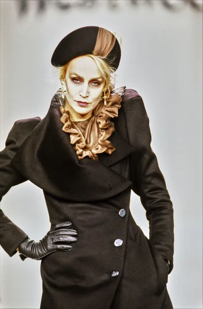 Look 2